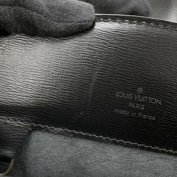ルイヴィトン ショルダーバッグ エピ クリュニー M52252 LOUIS VUITTON 黒 ブラック