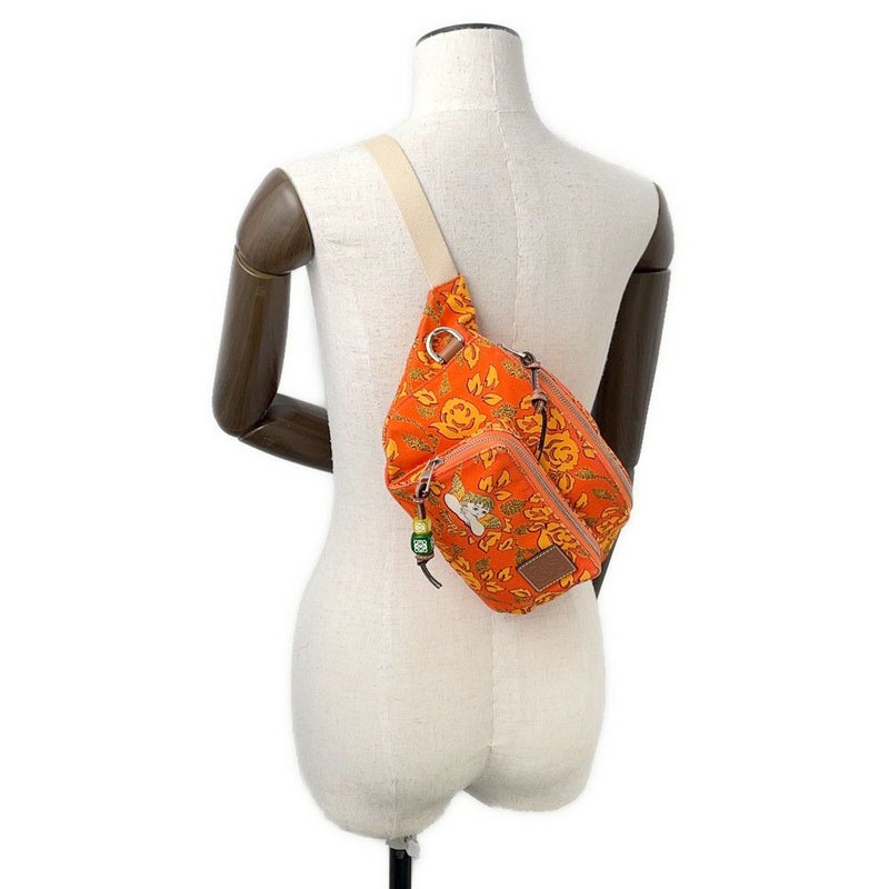 ロエベ ボディバッグ パウラズイビザ エンジェル キャンバス 330.54.W75 LOEWE 天使