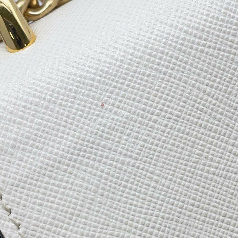 プラダ チェーンショルダーバッグ サフィアーノ レザー 1BD200 PRADA バッグ 白