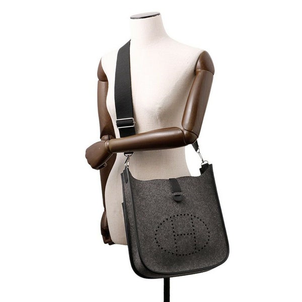 エルメス ショルダーバッグ エブリン3 PM グレー/ブラック/シルバー金具 フェルト/レザー Y刻印 黒
