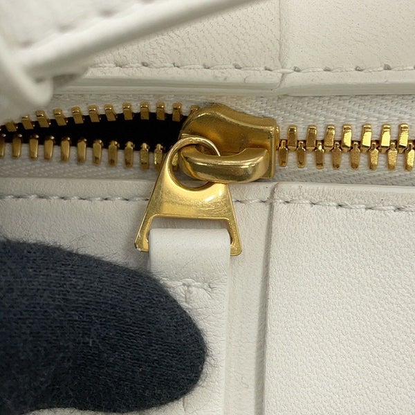 ボッテガヴェネタ ハンドバッグ マキシイントレチャート ブリックカセット ホーボーバッグ ラムスキン 729166 ワンショルダー 白