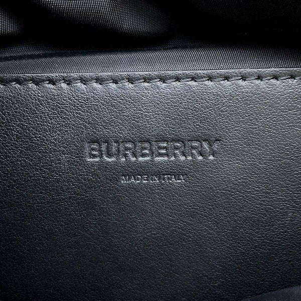 バーバリー ボディバッグ ダイヤモンドキルティング サニー ナイロン 8042385 BURBERRY バムバッグ 黒