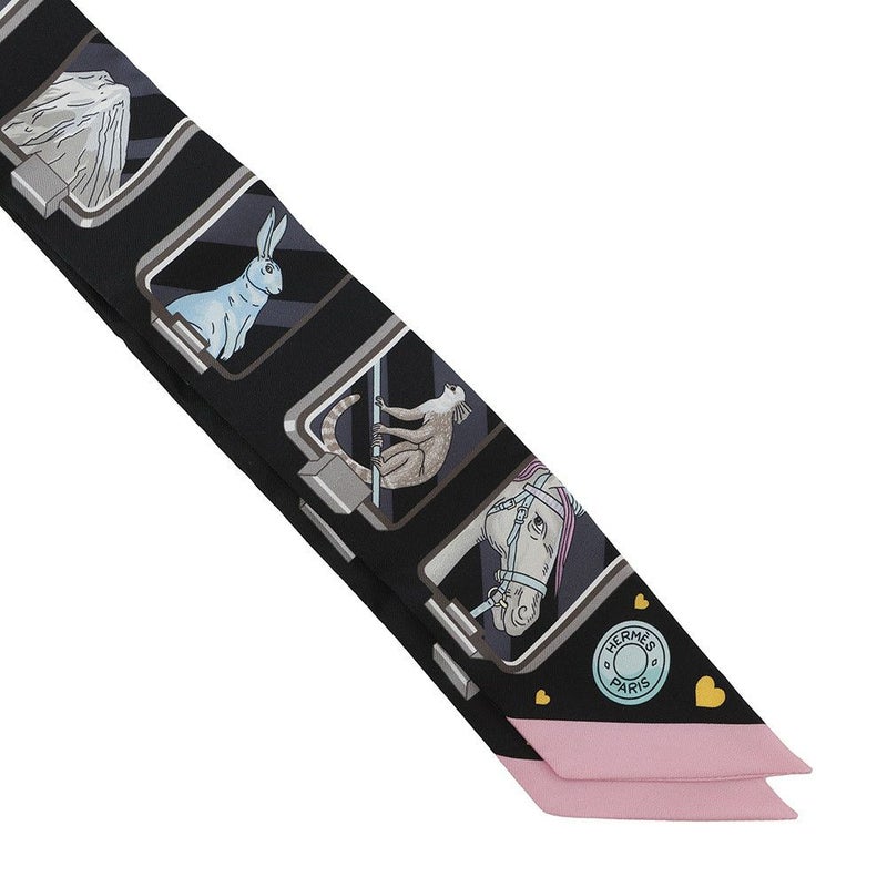 エルメス スカーフ ツイリー エルメス ストーリー HERMES STORY HERMES シルクツイル 2023秋冬 黒