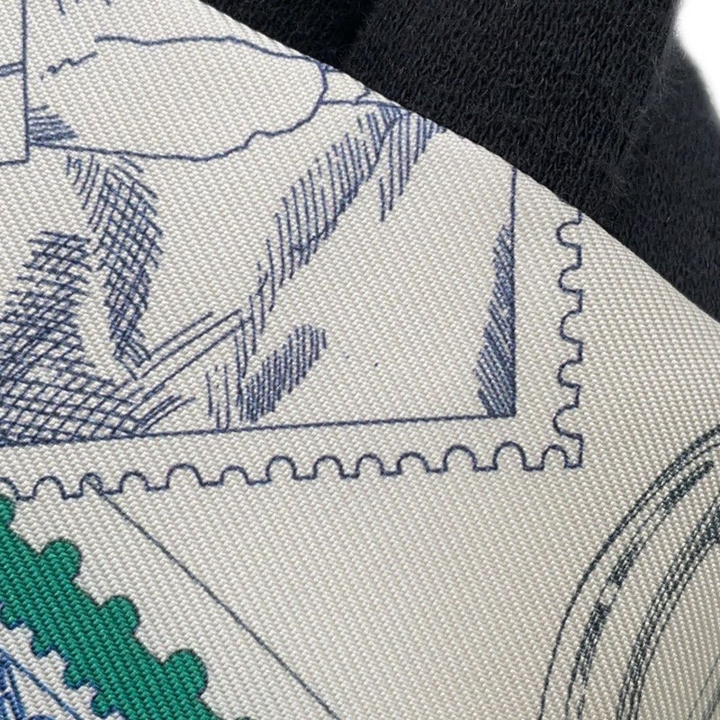 エルメス スカーフ ツイリー フォーブルの切手愛好家 HERMES シルクツイル 2025年秋冬