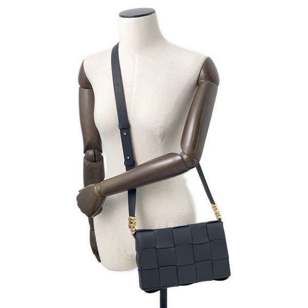 ボッテガヴェネタ ショルダーバッグ カセット ミニ レザー 666870 BOTTEGA VENETA バッグ 黒