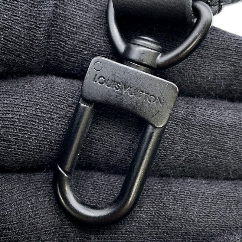 ルイヴィトン ショルダーバッグ グレインカーフレザー アルファ・ウェアラブル ウォレット M59161 LOUIS VUITTON 黒 ブラック