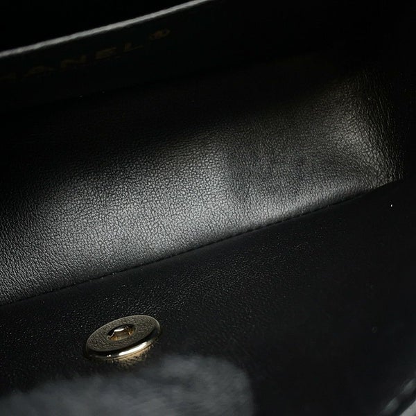 シャネル チェーンショルダーバッグ ミニ マトラッセ 20 ココマーク ラムスキン A69900 CHANEL 黒