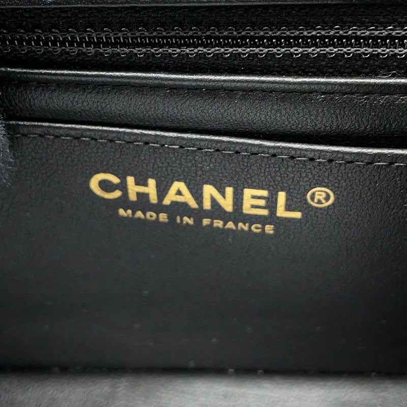シャネル チェーンショルダーバッグ ミニ マトラッセ 20 ココマーク ラムスキン A69900 CHANEL 黒