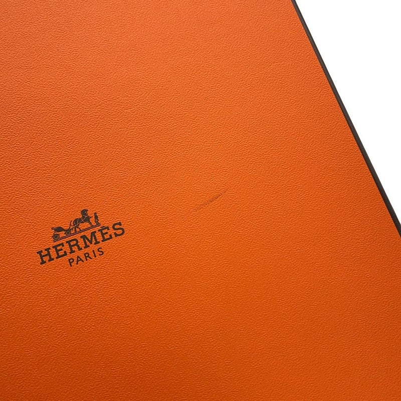 エルメス スカーフ カレ70 ミッドナイト・フォーブル Minuit au Faubourg HERMES シルクスカーフ 2022年春夏