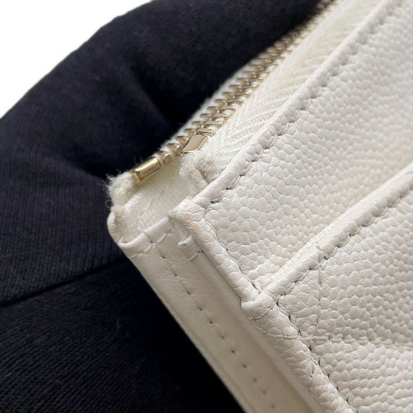 シャネル コインケース マトラッセ ココマーク キャビアスキン AP3179 フラグメント カードケース 白