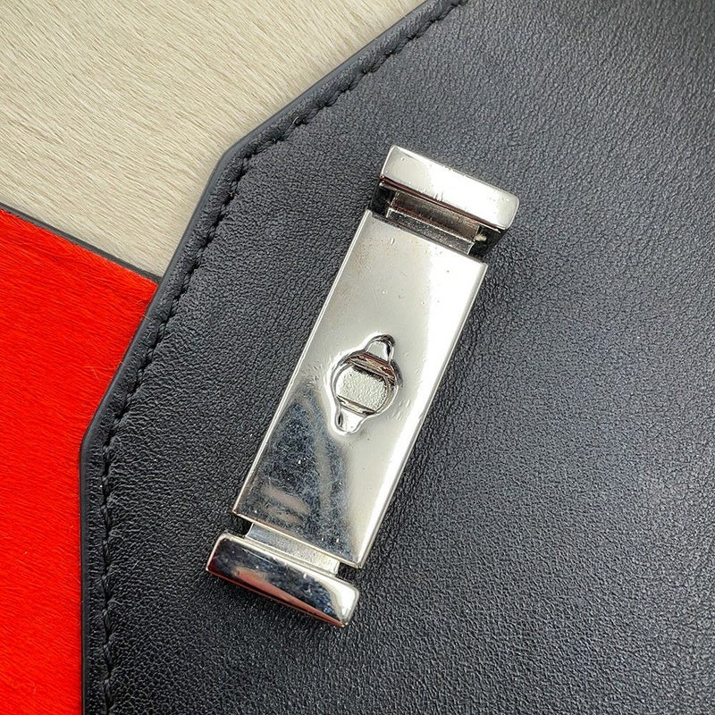 セリーヌ ショルダーバッグ ダイヤモンドクラッチ ハラコ レザー CELINE ワンショルダー