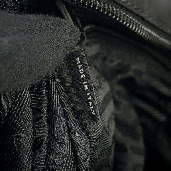 プラダ ショルダーバッグ トライアングルロゴ ナイロン VA0563 PRADA バッグ 黒