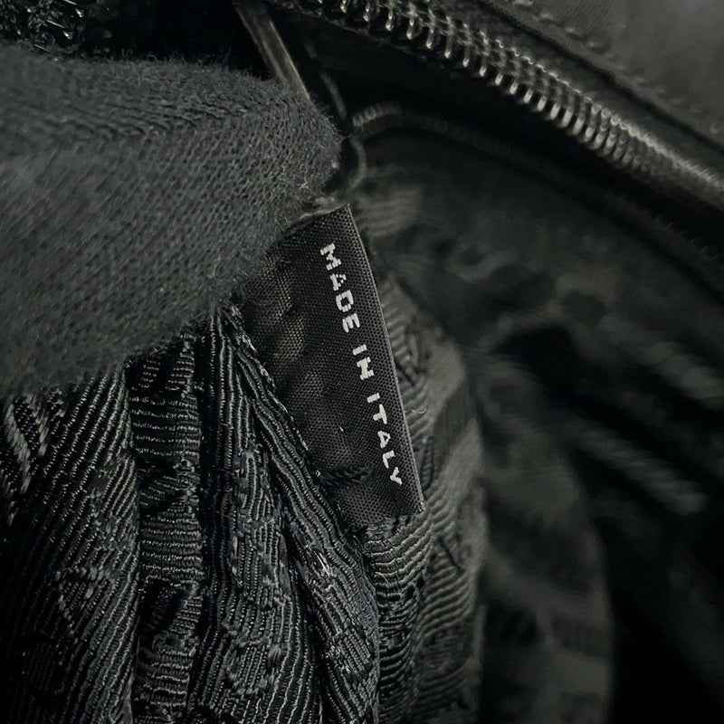 プラダ ショルダーバッグ トライアングルロゴ ナイロン VA0563 PRADA バッグ 黒