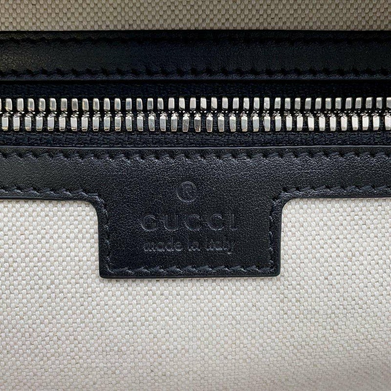 グッチ リュック GGエンボス バックパック レザー 658579 GUCCI バッグ 黒