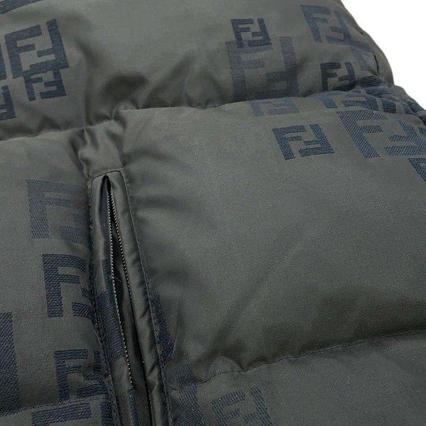 フェンディ ダウンベスト ズッカ メンズサイズ52 FAA694 FENDI アウター 黒
