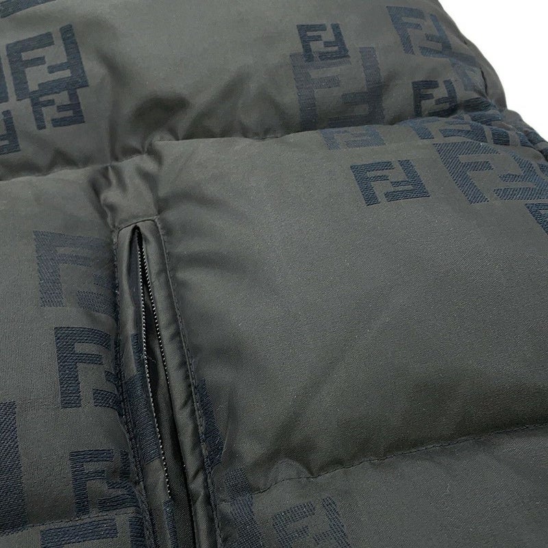 フェンディ ダウンベスト ズッカ メンズサイズ52 FAA694 FENDI アウター 黒