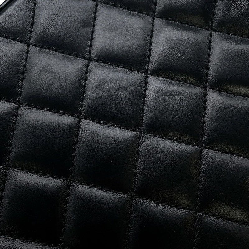 シャネル チェーンショルダーバッグ ラウンド レザー A91946 CHANEL バッグ 黒