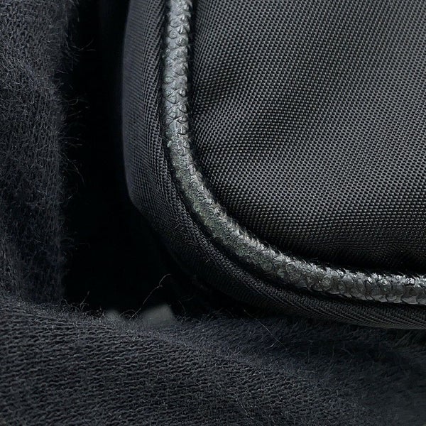 プラダ ショルダーバッグ Re-Nylon トライアングルロゴ 2VH118 PRADA 黒