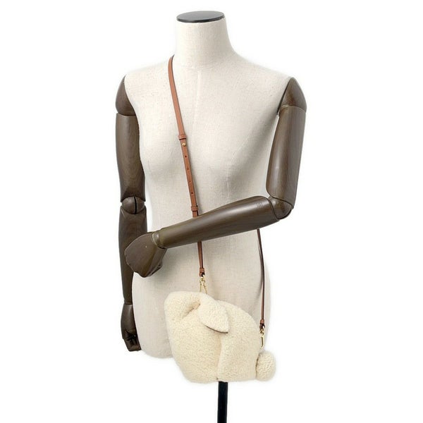 ロエベ ショルダーバッグ バニーバッグ ミニ アニマル シアリング 121.67.T35 LOEWE ウサギ