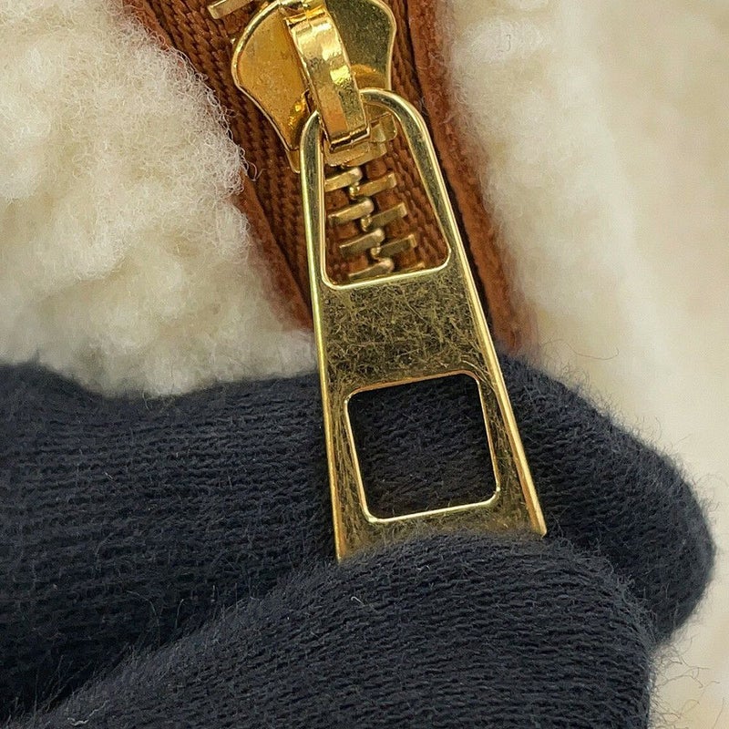 ロエベ ショルダーバッグ バニーバッグ ミニ アニマル シアリング 121.67.T35 LOEWE ウサギ