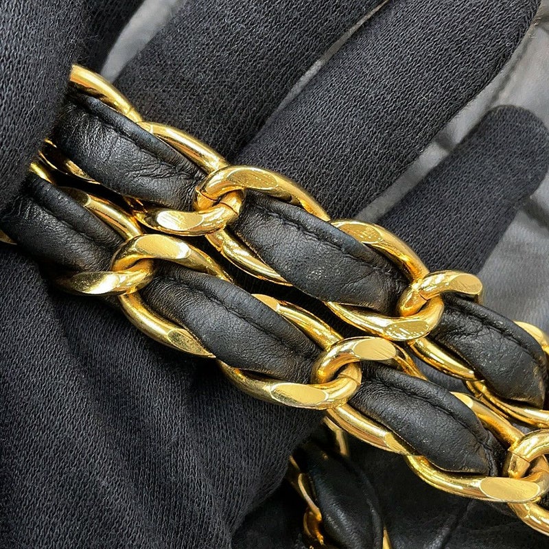 シャネル チェーンショルダーバッグ マトラッセ33 ココマーク Wチェーン ラムスキン CHANEL デカマト 黒