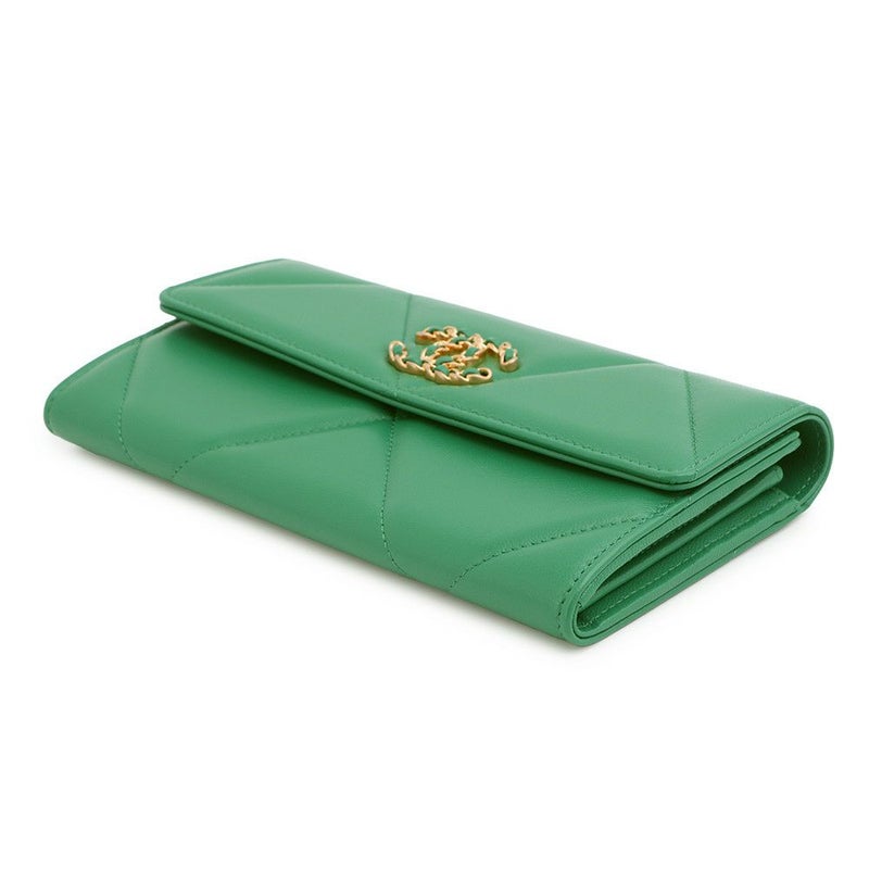 シャネル 二つ折り財布 ココマーク CHANEL19 フラップウォレット ミディアム ラムスキン AP0953 CHANEL 財布