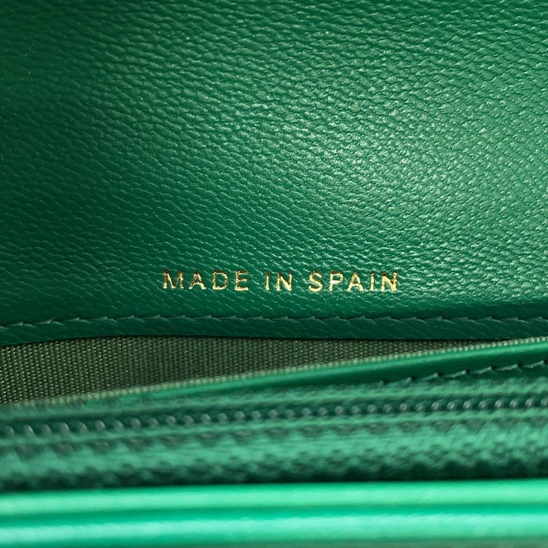 シャネル 二つ折り財布 ココマーク CHANEL19 フラップウォレット ミディアム ラムスキン AP0953 CHANEL 財布