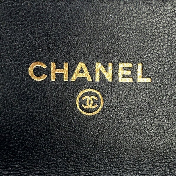 シャネル カードケース マトラッセ ココマーク クラシックカードケース ピンズ ラムスキン AP0214 CHANEL 名刺入れ 黒