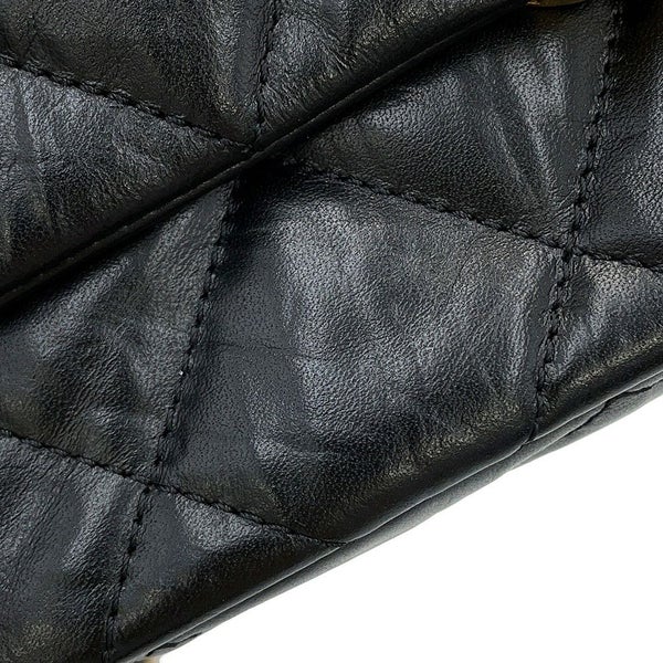シャネル チェーンショルダーバッグ マトラッセ ココマーク シャネル19 レザー CHANEL 黒