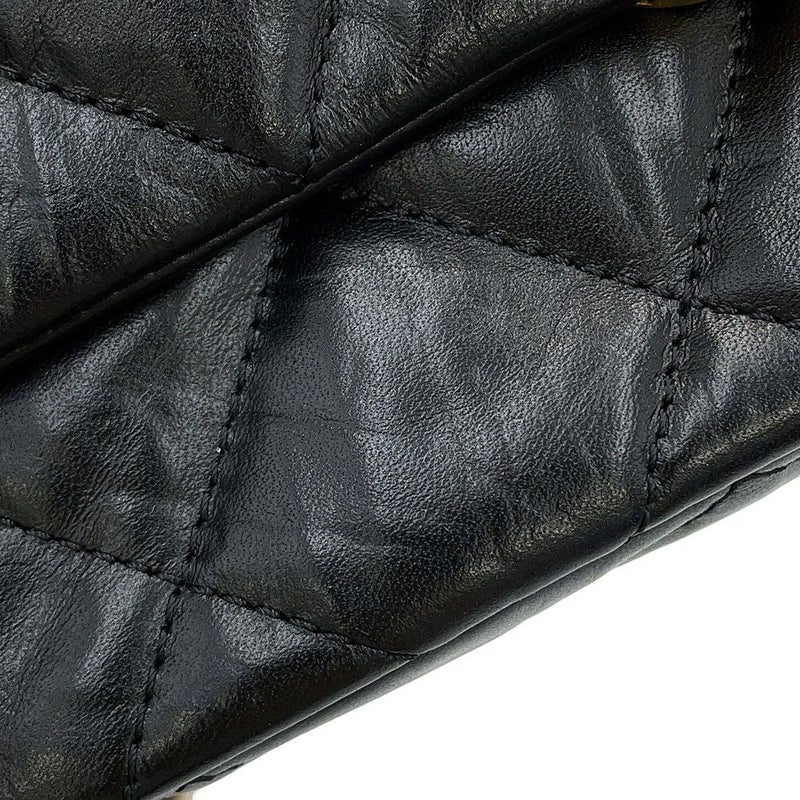 シャネル チェーンショルダーバッグ マトラッセ ココマーク シャネル19 レザー CHANEL 黒