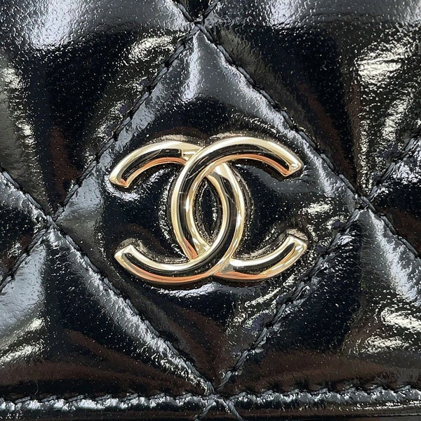 シャネル チェーンウォレット スモール チェーンクラッチ リボン シャイニーラムスキン AP4466 CHANEL 財布 黒