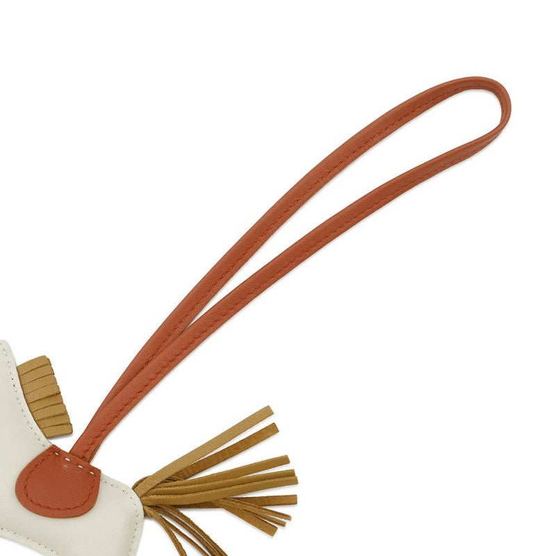 エルメス バッグチャーム ロデオ PM クレ/セサミ/コーネリアン ラムスキン Y刻印