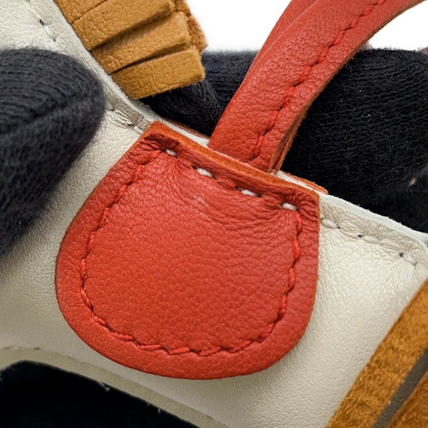 エルメス バッグチャーム ロデオ PM クレ/セサミ/コーネリアン ラムスキン Y刻印