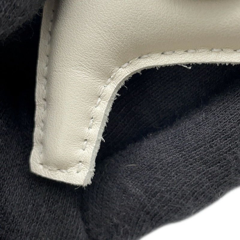 エルメス バッグチャーム ロデオ PM クレ/セサミ/コーネリアン ラムスキン Y刻印