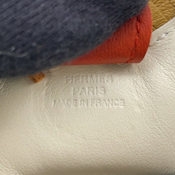 エルメス バッグチャーム ロデオ PM クレ/セサミ/コーネリアン ラムスキン Y刻印