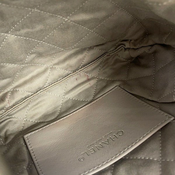 シャネル ハンドバッグ CHANEL 22 ミニ ココマーク シャイニーカーフレザー AS3980 CHANEL 2way 白