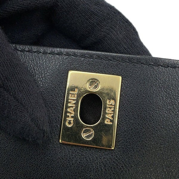 シャネル チェーンショルダーバッグ Vステッチ シェブロン ラムスキン CHANEL 黒