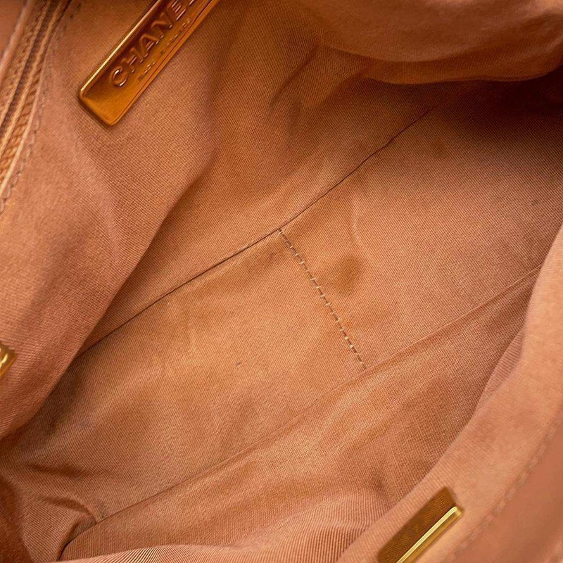 シャネル チェーンショルダーバッグ CHANEL19 ココマーク マトラッセ フラップ ラムスキン AS1160 CHANEL 2way