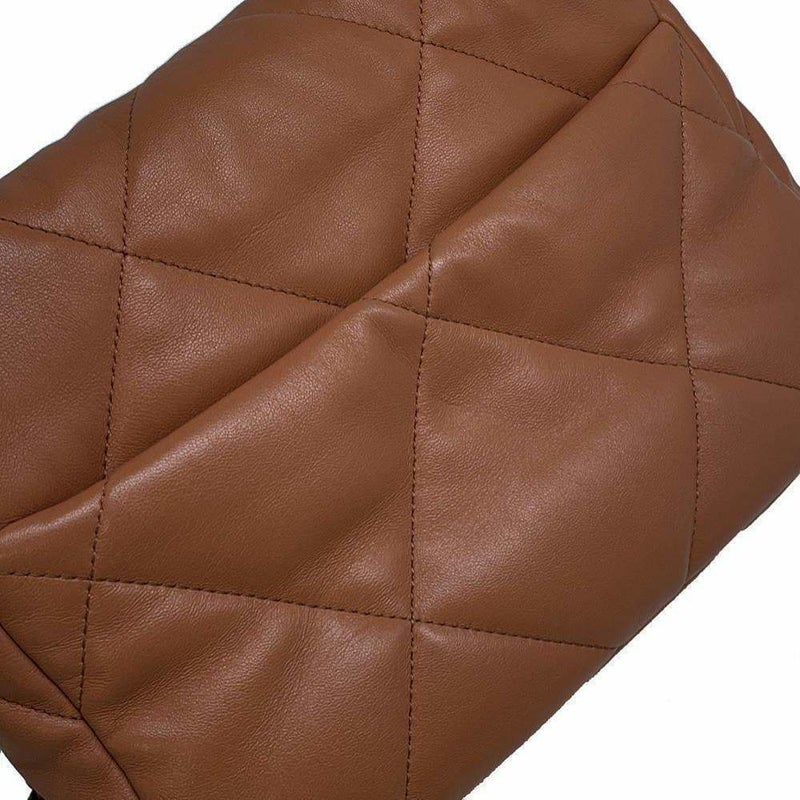 シャネル チェーンショルダーバッグ CHANEL19 ココマーク マトラッセ フラップ ラムスキン AS1160 CHANEL 2way