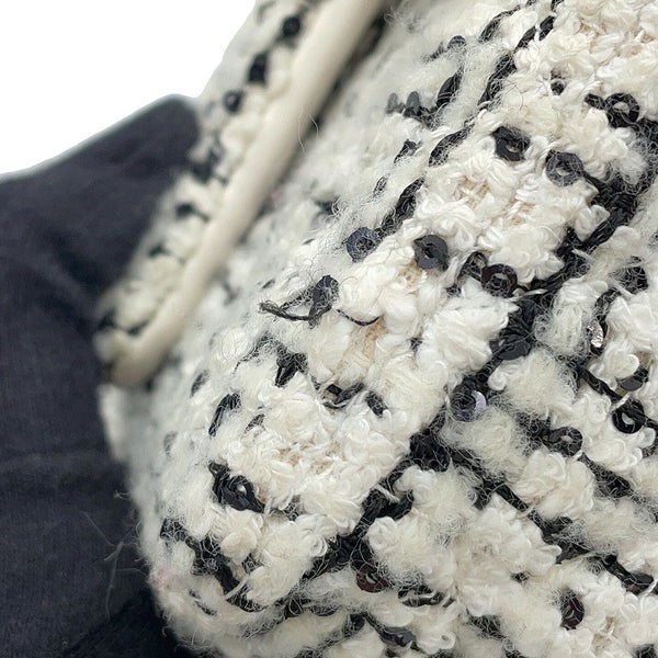 シャネル チェーンショルダーバッグ ココマーク ミニ フラップ ツイード A69900 CHANEL 白
