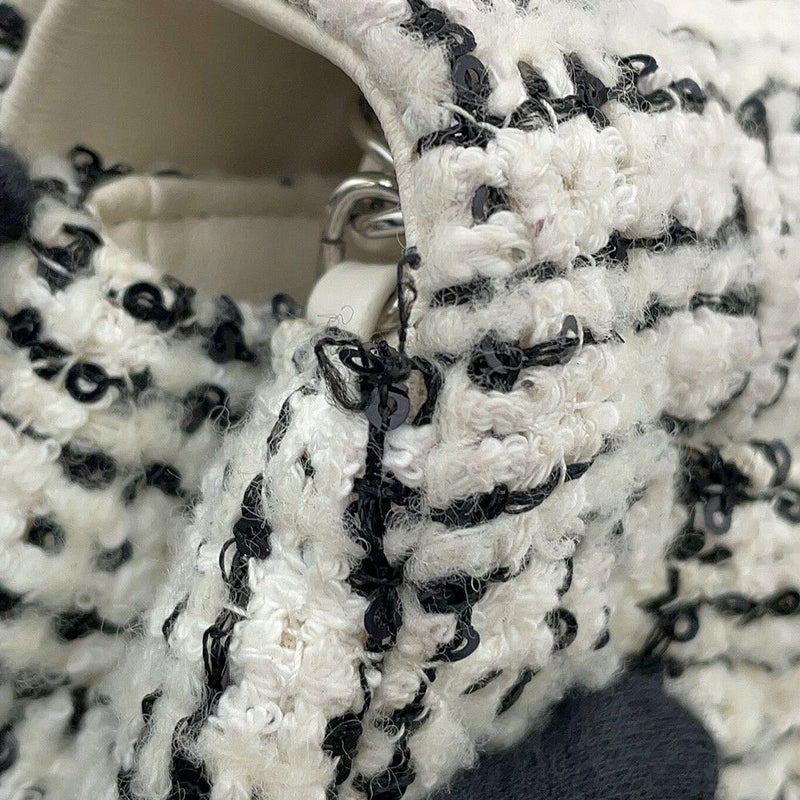 シャネル チェーンショルダーバッグ ココマーク ミニ フラップ ツイード A69900 CHANEL 白