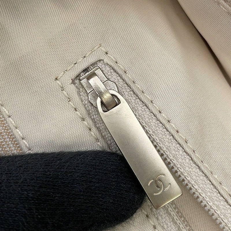 シャネル トートバッグ ニュートラベルライン トートMM ナイロン A15991 CHANEL