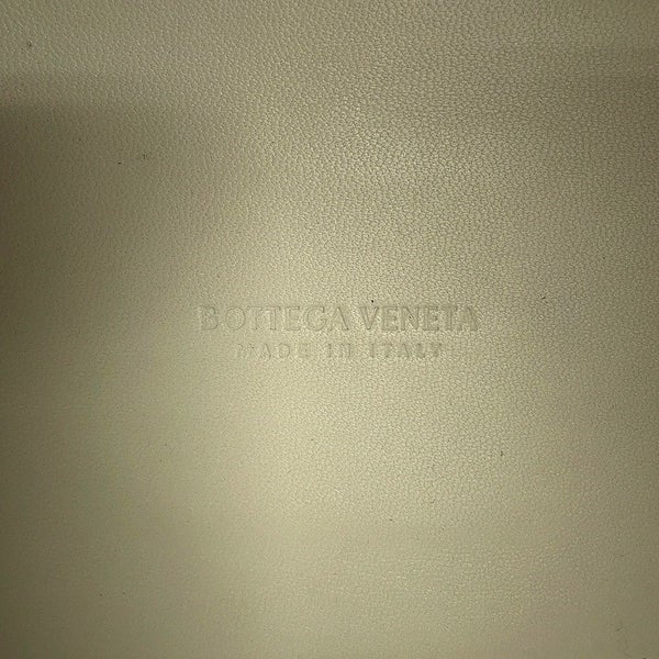 ボッテガヴェネタ トートバッグ マキシイントレチャート アルコ ミディアム 609175 BOTTEGA VENETA 黒 白