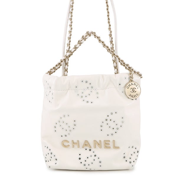 シャネル ハンドバッグ CHANEL 22 ミニ ココマーク パンチング シャイニーカーフレザー AS3980 CHANEL 2way 白