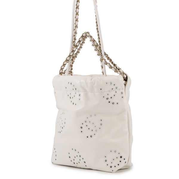 シャネル ハンドバッグ CHANEL 22 ミニ ココマーク パンチング シャイニーカーフレザー AS3980 CHANEL 2way 白