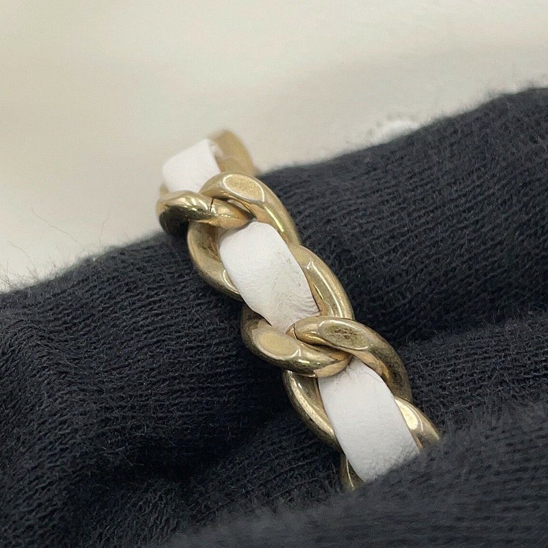 シャネル ハンドバッグ CHANEL 22 ミニ ココマーク パンチング シャイニーカーフレザー AS3980 CHANEL 2way 白