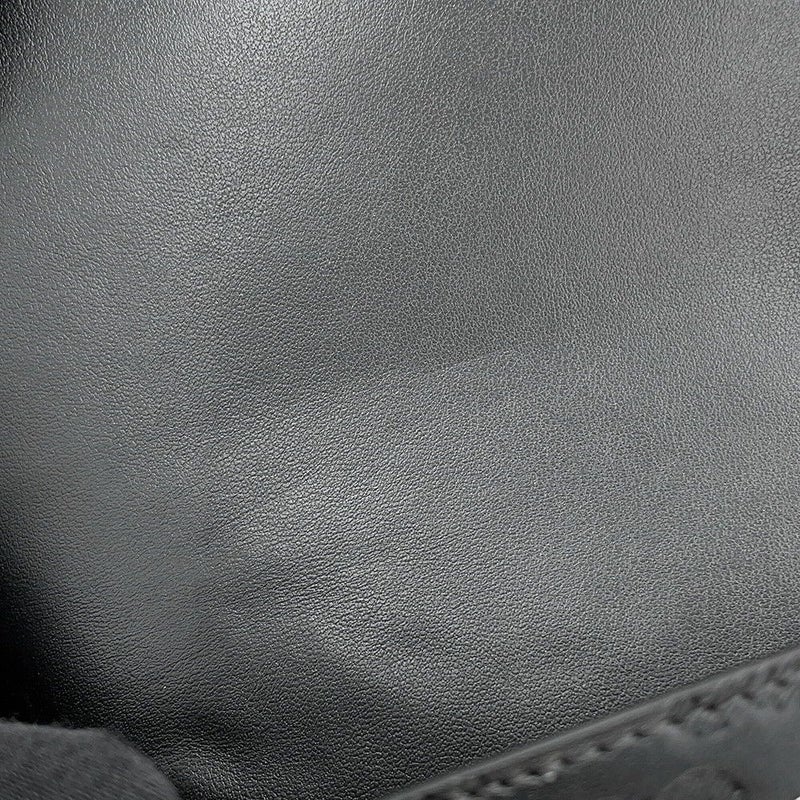 セリーヌ ショルダーバッグ トリオンフ ホリゾンタル スリーブ レザー 10K773FQD CELINE 黒