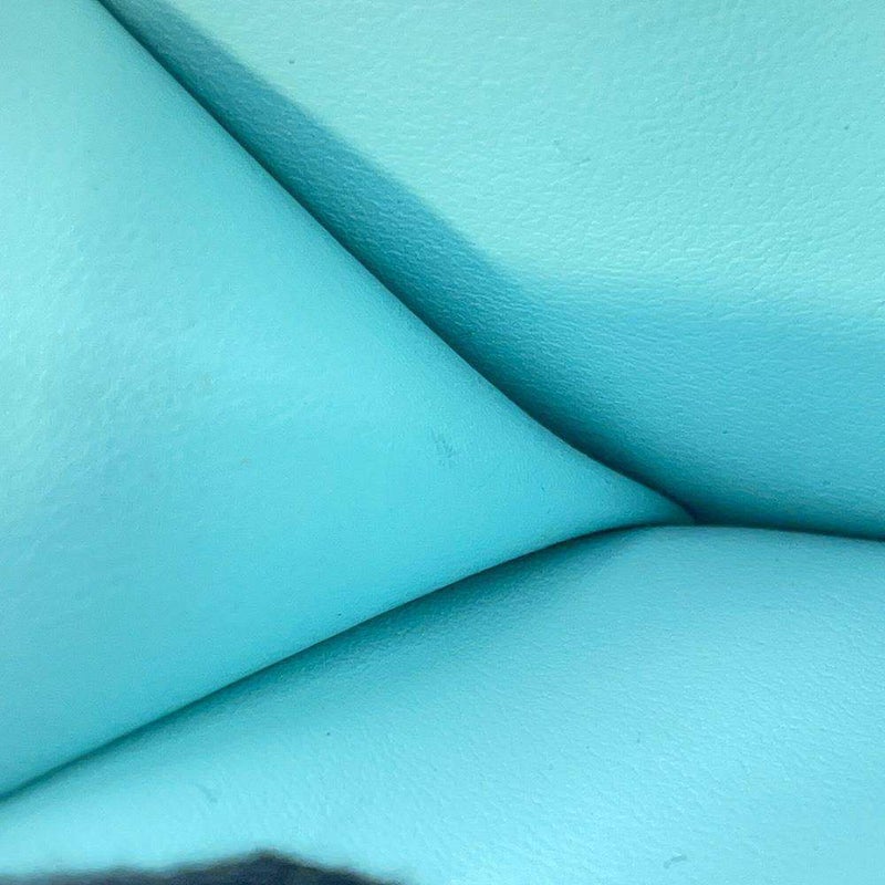 ルイヴィトン 二つ折り財布 LV ヴェルティカル ウォレット コンパクト トリヨンレザー M82198 LOUIS VUITTON