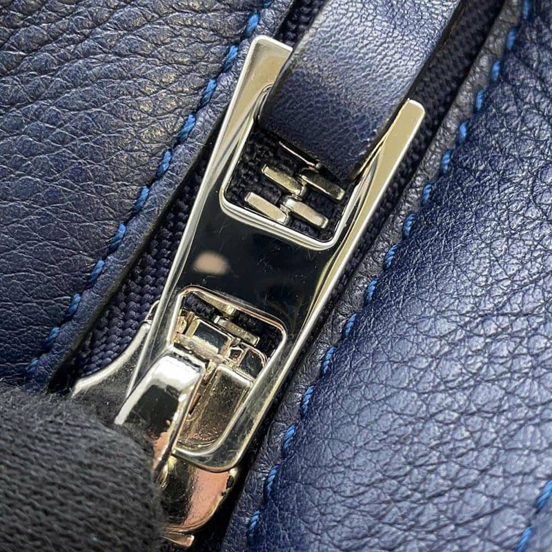 ロエベ ショルダーバッグ ソフトグレインカーフ アントンスリング B511A09X06 LOEWE メンズ