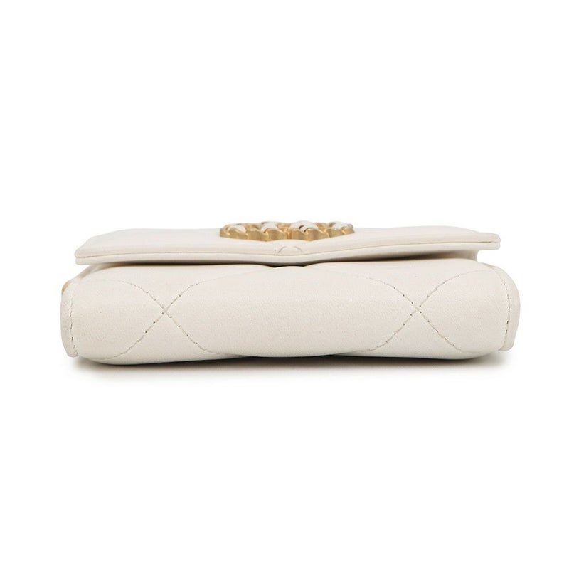 シャネル チェーンウォレット シャネル19 コインパース ラムスキン AP1787 CHANEL 二つ折り財布 白